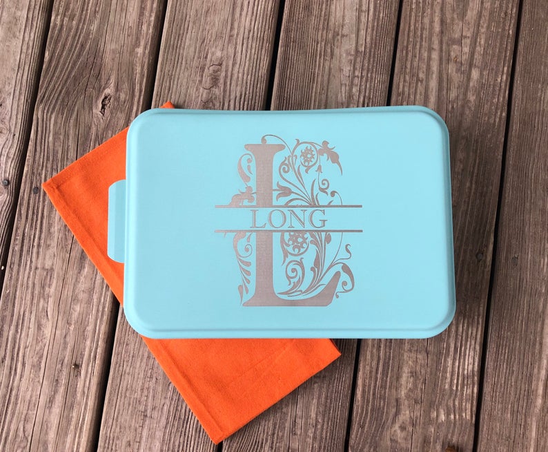Cake Pan with Engraved Design on Teal Colored Lid - Aluminum 9” x 13